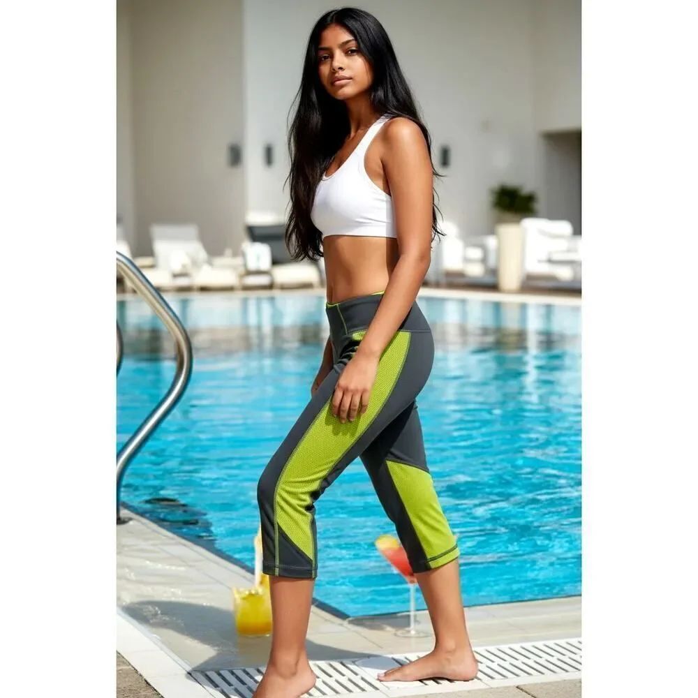 Victoria's Secret Womens Gray & Lime Green Capri Stretchy Pants - Size VSX